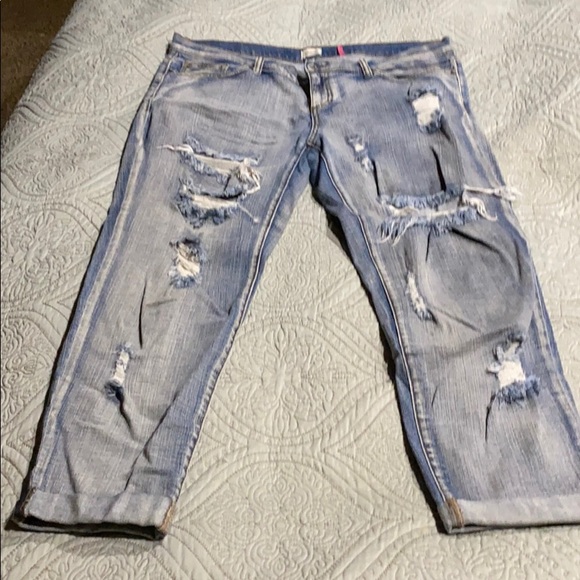 Denim - Sneak Peak capris